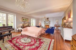 Beautiful farm house with dedicated sitting and media room for guest's use - 6