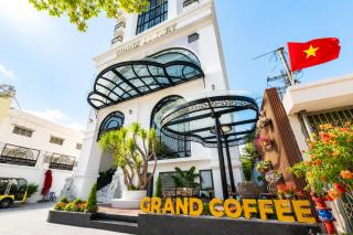 Grand Luxury Hotel Ninh Chử - 1