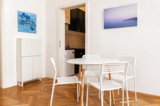 Stylish 2BR, Perfect Location & Well Connected - Vienna - 6
