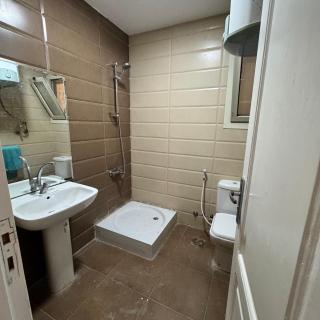 Best location Retreat GF 2BR - 4