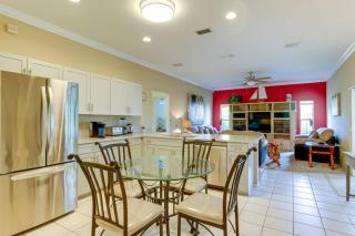 Home Near Downtown Bradenton - 3
