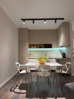 Nicol Apartment - 3