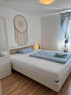 95qm Wohnung für 6, 3 Schlafzimmer, ruhig & stadtnah, Parkplatz - 3