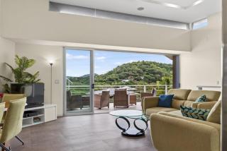 Casa Nalifos Oceanview Villa with infinity Pool - 9