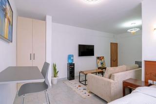 Nest on West - 2