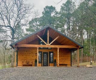 The Knotty Pine Cabin at Cabins of Wolf Pen Gap - 0
