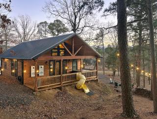 The Knotty Pine Cabin at Cabins of Wolf Pen Gap - 5