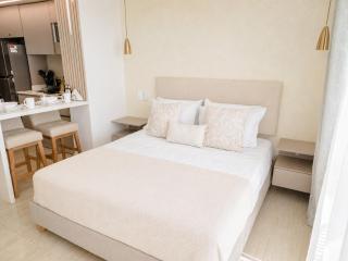 Apartasuite en Crespo con Vista al Mar - Cerca al Aeropuerto - 6