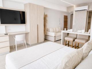 Apartasuite en Crespo con Vista al Mar - Cerca al Aeropuerto - 4