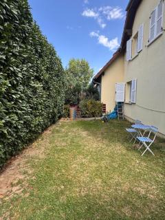 Charming private house with garden - 8
