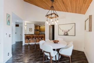 Multi-level home with private hot tub decks and SHARC passes provided - 5
