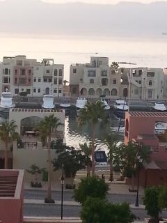 Gorgeous Sea View Apartment - Tala Bay Resort, Aqaba - 4