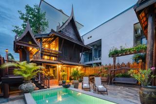 Authentic Thai Villa with Open-Air Living & Pool-Central-Huahin - 5