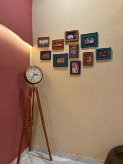 Red Flag Rusk Studio 1RK Ayuwan Singh Nagar Near Airport - 2