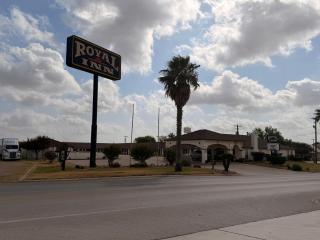 Royal Inn Pearsall - 7