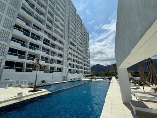Suite con Jacuzzi y vista al mar piso 14 hermosa vista - 3