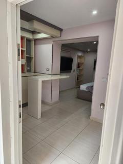 21 Dhjetori Cozy Room Private Bath & Mini Bar - 6