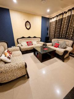 Independent 3 BHK Homely Villa - 7