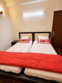 Independent 3 BHK Homely Villa - 6