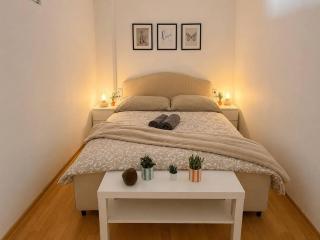 Sunny 3-room flat for 8 near U1 Vorgartenstraße - 9