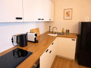Sunny 3-room flat for 8 near U1 Vorgartenstraße - 1