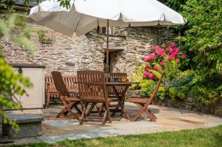 Charming Country Barn with Gardens Near Dittisham - 8