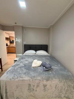 Apê 102, 2 quartos, Térreo | WiFi | JC STAYS - 4