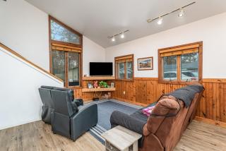 Cozy Home Lake Huron with Loft 2 Bedroom 1 Bathroom - 7
