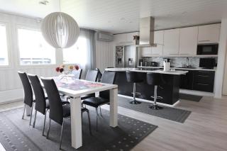 Luxury Apartment in the Heart of Pello - 8