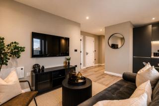 Leeds City Skyline Views - 2 Bed Flat - 7
