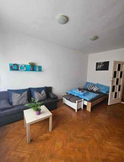 Downtown room - 2