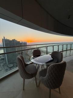 Luxury 36th floor Sky Suite Alamein Towers - 5