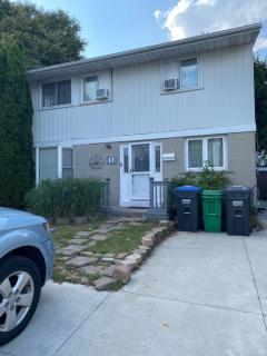 Friends and Family 3-Bedroom House - 3