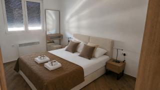 Emperus Lux Apartman 40 - 0