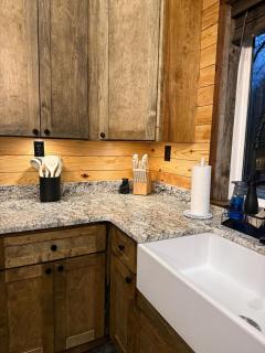 The White Oak Cabin at Cabins of Wolf Pen Gap - 5