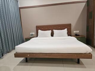 Hotel King Raama - 4