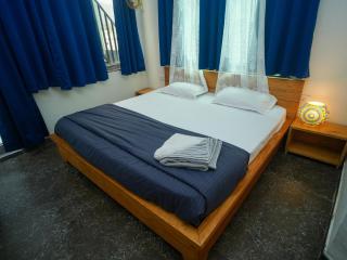 Savastays Tranquil room with sharing kitchen - 2