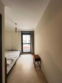 Spacious 3BR City Center Apt Near Beach - Wi-Fi - 6