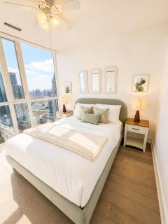 Sky-High 2BR/2BA Condo | Best City Views+Parking - 7