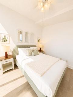 Sky-High 2BR/2BA Condo | Best City Views+Parking - 4