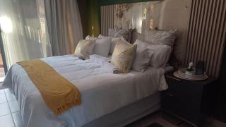 Mangena Legacy Guesthouse - 9