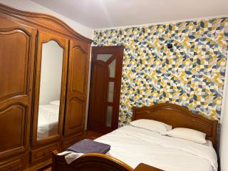 Family House With 3 separate bedrooms - 5