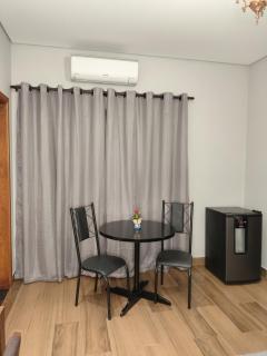 Suite 2 - 9