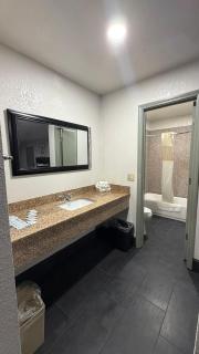 Budget Inn Ada - Ada - 2