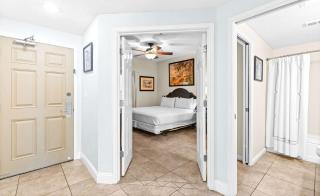 Oceanfront Condo with Shared Pool & Fitness Room - 9