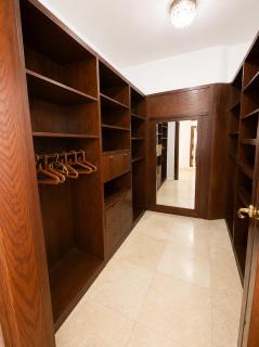 Beachfront Mansion with a private pool in Hadaba - 8
