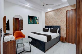 Hotel O Corporate Suites near Botanical Garden Metro Station - 6