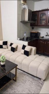 Luxury Modern Apartment, Steps from F-11 Markaz - 5