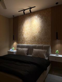 Luxury Modern Apartment, Steps from F-11 Markaz - 9