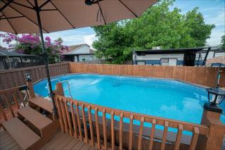 Port Richey Luxury Escape Pool Sleeps 6 - 0